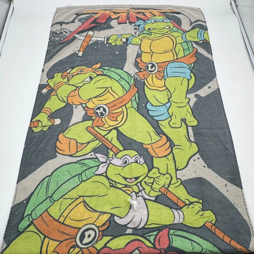 Vintage Teenage Mutant Ninja Turtles TMNT Beach Towel 28x52‎ Distressed Retro